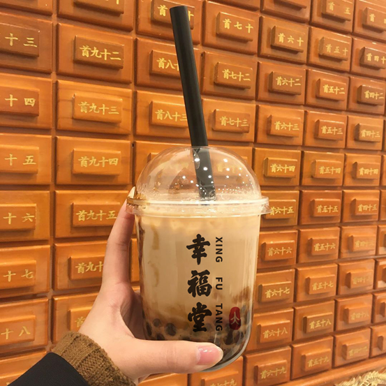 一天卖出2000杯，人人幸福堂不愧是黑糖珍珠奶茶中的王者！