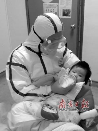 广东最小新冠肺炎患儿有了4个“临时妈妈” ：她就是我们的女儿