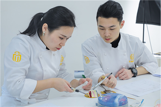 优美西点首届全国师生技能大赛 长沙分赛区比赛正式打响