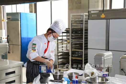 南京欧米奇包揽第八届全国烹饪技能竞赛金银铜奖