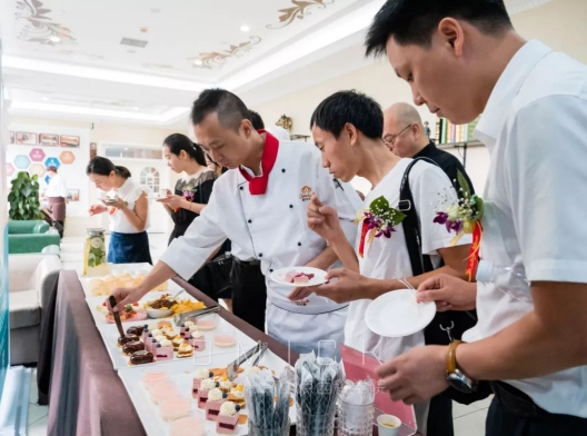 大师之道·精益求精||2019年度成都欧米奇新品发布会圆满落幕!