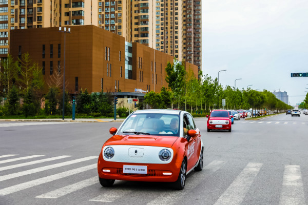 孙燕姿种草电动车 欧拉R1成为独立女性的大玩伴