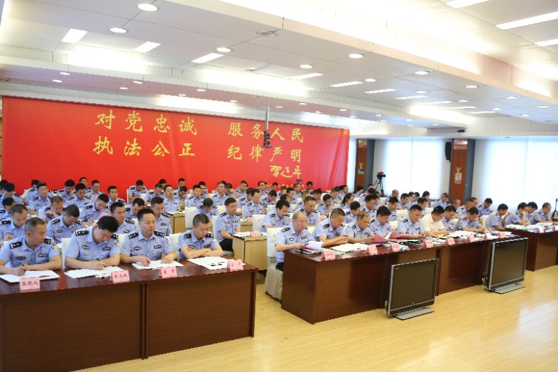 巴中市召开向王芊同志学习活动动员会