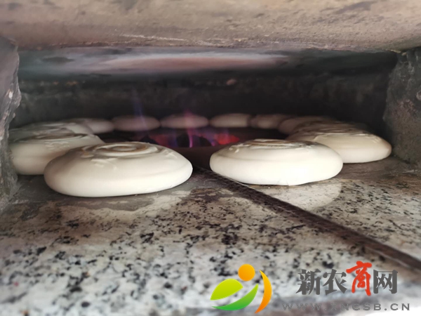 平度十大名吃——店子火烧：多道工序锻造舌尖美味..jpg