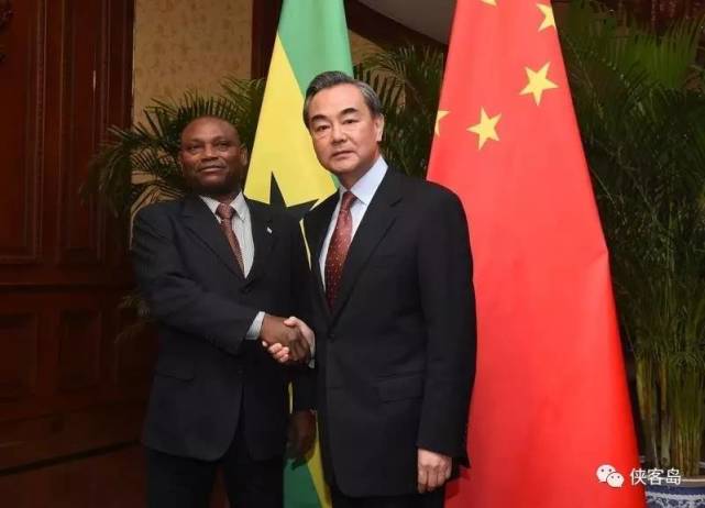 侠客岛：惨！可能又有国家打算拉黑台湾了