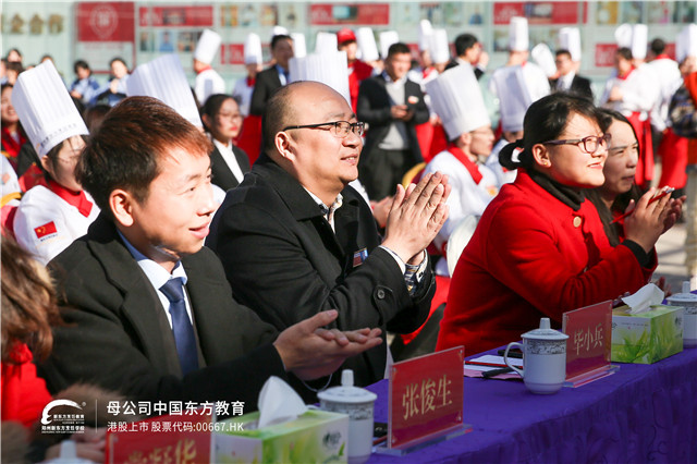 郑州新东方：“新东方·新时代·新征程”全体教职工歌咏比赛，现场超燃！