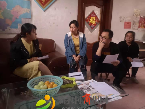 胶州市官路小学：心系群众 家访到位