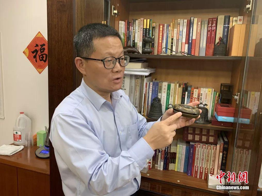20多年收藏铃铛3000余个 他被称为中国铃铛第一人