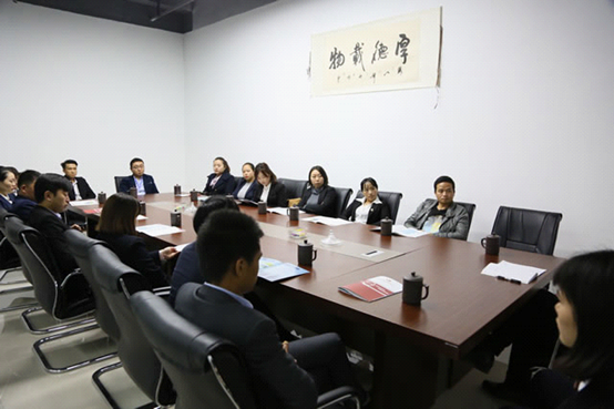 贵州新华电脑学院赴贵安电商生态城调研