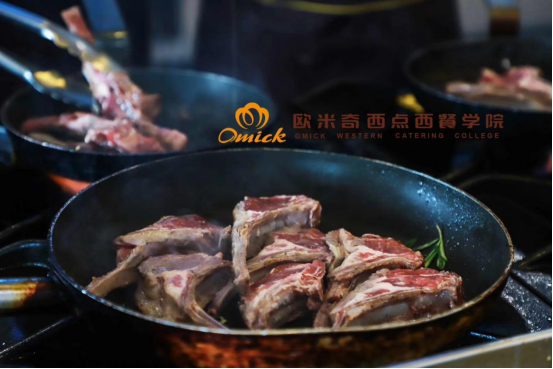南京欧米奇：做西餐厨师要什么条件？学习西餐要多久？