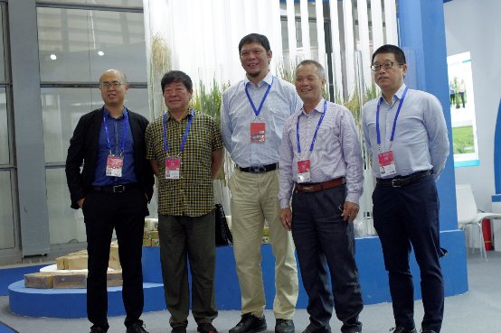 2019高交会∣富利臻携科技成果产业化平台荣获“优秀产品奖”与”优秀展示奖