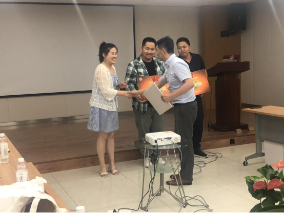 燕园人合2019年五月份总结会暨先进表彰大会圆满结束