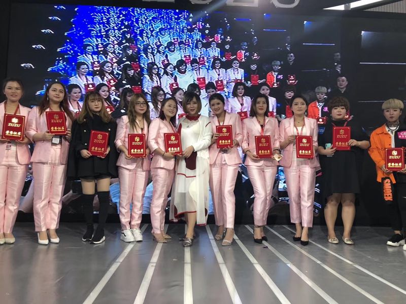 万人团队创始人蒋菲加入俏泊集团、启动俏泊全网首家视商模式