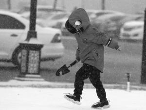 河北2020年第一场雪下得很“奔放” 大人孩子乐翻天