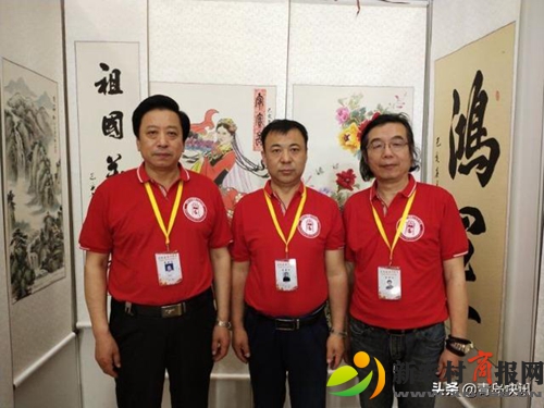 胶州八位书画家获殊荣——全国民俗文化交流大会暨颁奖典礼在京举行 