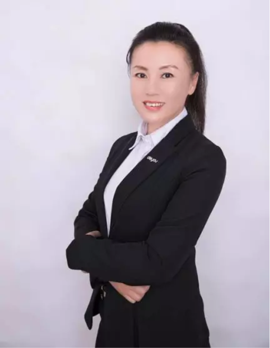 从女老板到德佑经纪人，入行一年她如何让客户“一见钟情”？