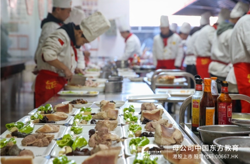 郑州新东方：学厨师该不该去餐厅酒店做学徒？