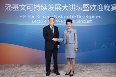 陕西女子将茯茶推向国际舞台 让世界刮起茯茶风