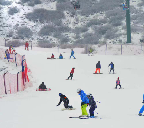 2019年呼市太伟滑雪场再次盛装来袭