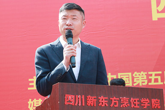 成都新东方：新东方杯厨师大比武，看高手如何过招？