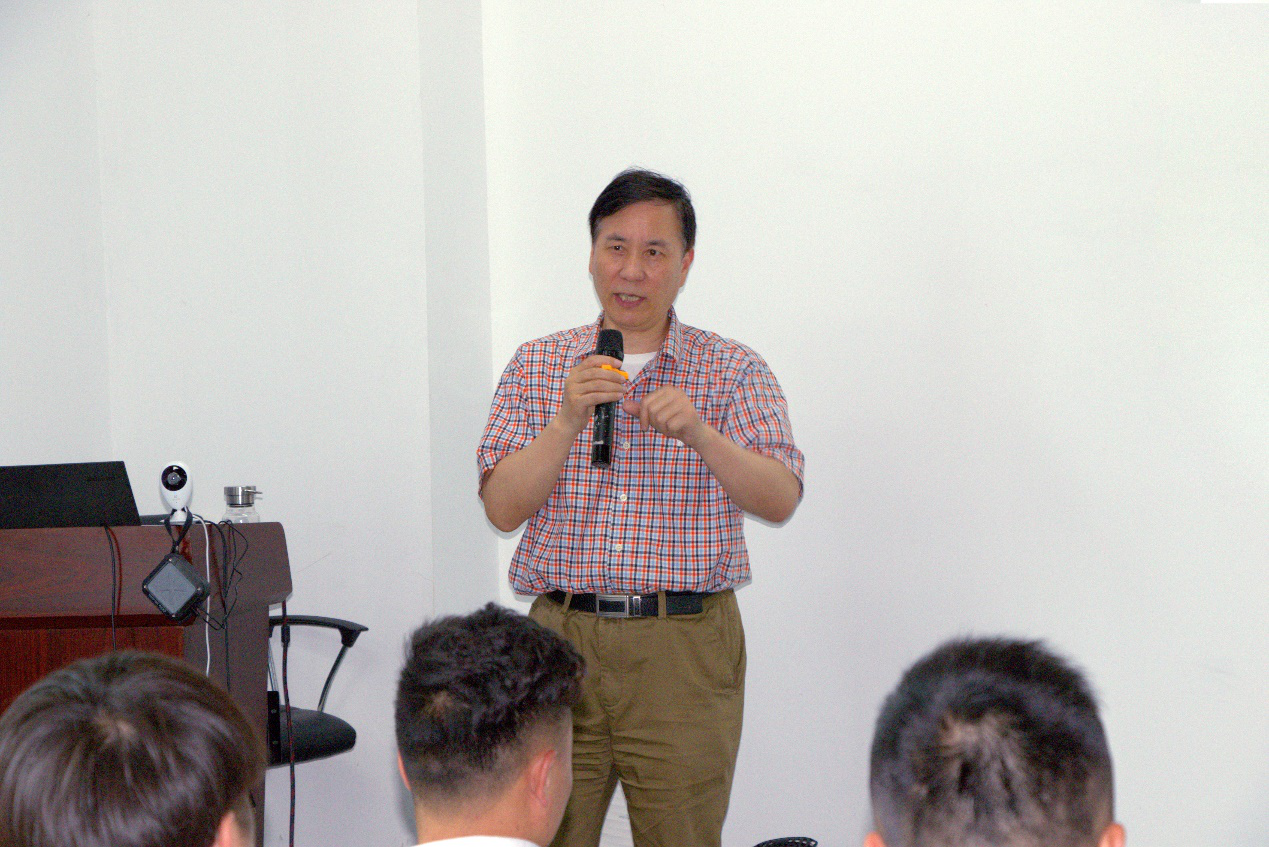 曹操专车开展安全驾驶知识培训 防风险遏事故