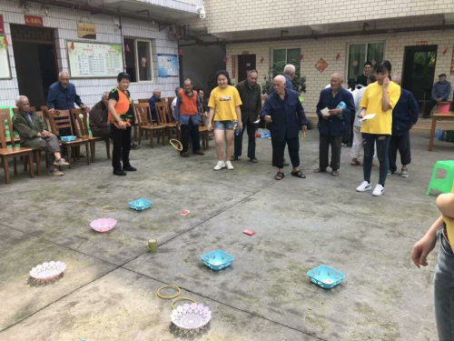 慈众社工为精神康复患者开展主题趣味运动会