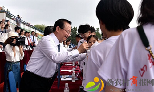 山东科技大学2019届一万余名毕业生毕业