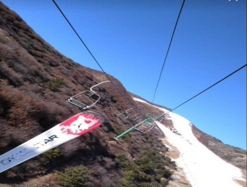 内蒙古呼和浩特太伟滑雪场和岱海哪个好？梦幻的组合你绝对想不到