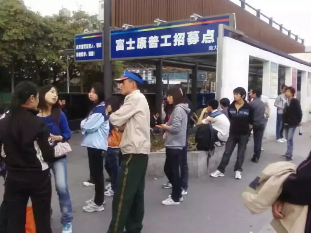 郑州新东方：如果不想打工学厨师赚钱吗？