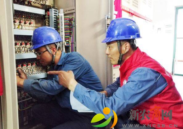 二十六年扎根一线 践行初心铸党徽.jpg